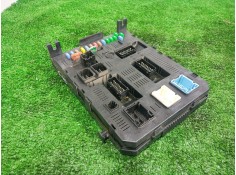 Recambio de caja reles / fusibles para peugeot 307 berlina (s2) xr referencia OEM IAM 9660105980 9660105980 2167603158
