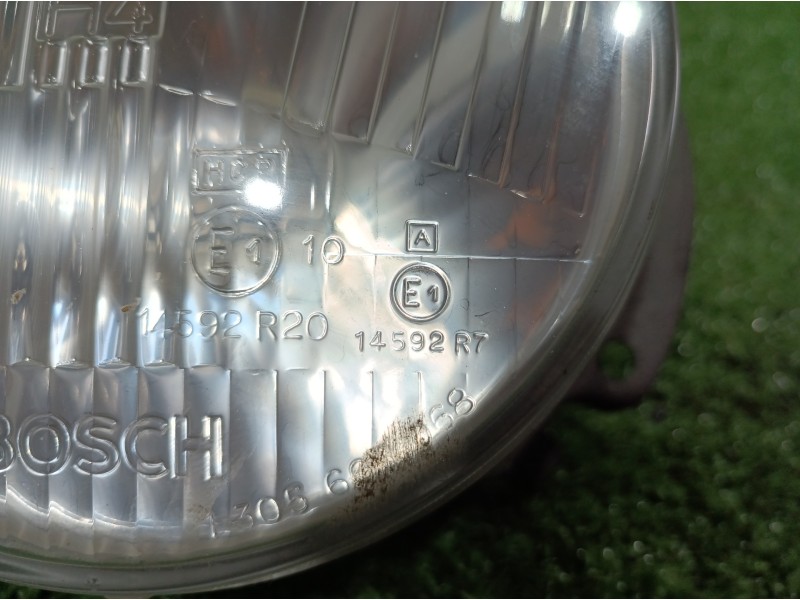 Recambio de faro derecho para volkswagen polo (867/871/873) azur coupe referencia OEM IAM 14592R20 1300508025 111941605