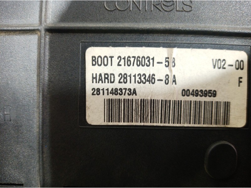 Recambio de caja reles / fusibles para peugeot 307 berlina (s2) xr referencia OEM IAM 9660105980 9660105980 2167603158