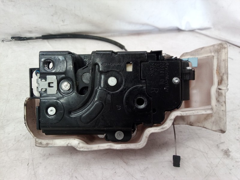 Recambio de cerradura puerta delantera derecha para volkswagen golf v berlina (1k1) trendline referencia OEM IAM 3B1837016CG 3B1
