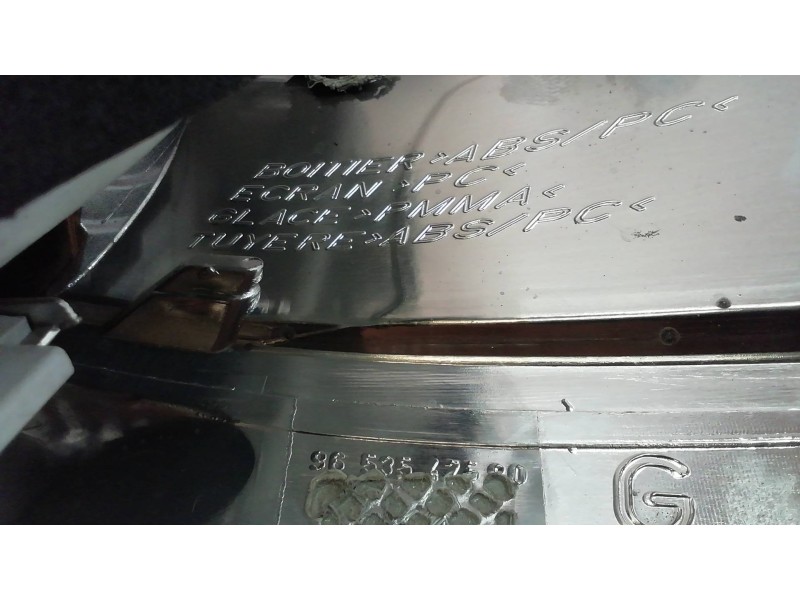 Recambio de piloto trasero izquierdo para citroën c4 picasso exclusive referencia OEM IAM 6350CC  