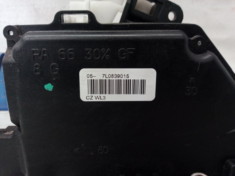Recambio de cerradura puerta trasera izquierda para volkswagen golf v berlina (1k1) trendline referencia OEM IAM 7L0839015 7L083
