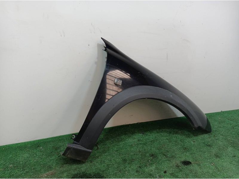 Recambio de aleta delantera derecha para mg streetwise referencia OEM IAM   