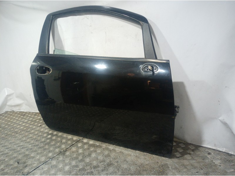 Recambio de puerta delantera derecha para fiat punto (199) easy referencia OEM IAM   