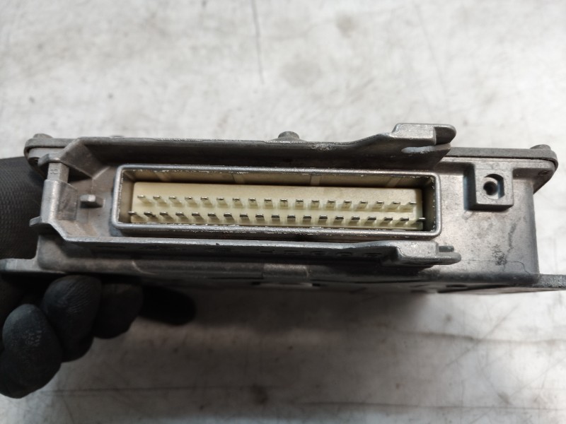 Recambio de centralita motor uce para citroën saxo 1.1 image referencia OEM IAM 9620398980 9620398980 0261203736