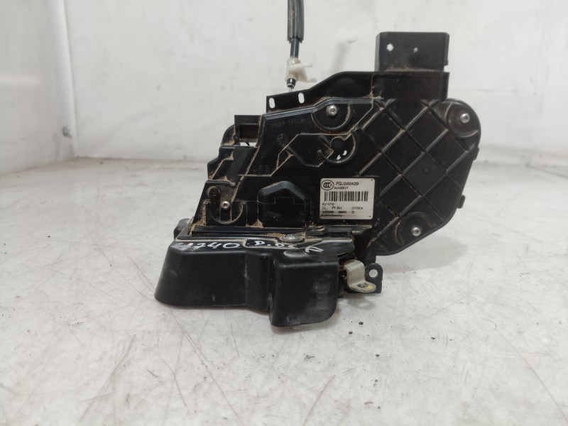 Recambio de cerradura puerta delantera derecha para land rover discovery v6 td hse referencia OEM IAM FQJ000420 FQJ000420 FQJ000