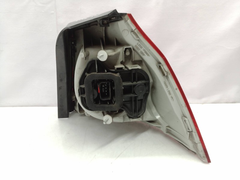 Recambio de piloto trasero izquierdo para volkswagen golf v berlina (1k1) trendline referencia OEM IAM 1K6945095P 1K6945111 1K69