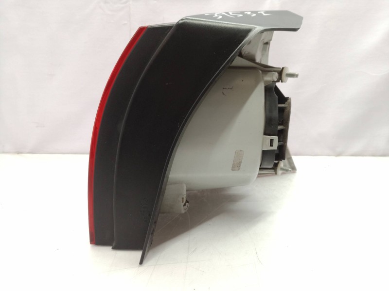 Recambio de piloto trasero izquierdo para volkswagen golf v berlina (1k1) trendline referencia OEM IAM 1K6945095P 1K6945111 1K69