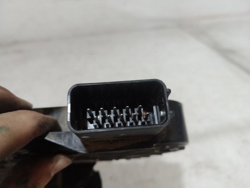 Recambio de cerradura puerta delantera derecha para land rover discovery v6 td hse referencia OEM IAM FQJ000420 FQJ000420 FQJ000