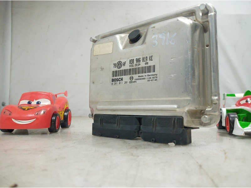 Recambio de centralita motor uce para volkswagen passat berlina (3b3) comfortline referencia OEM IAM 038906019KE 038906019KE 038