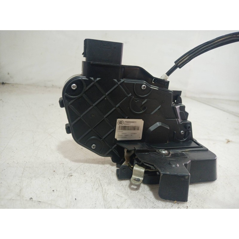 Recambio de cerradura puerta trasera izquierda para land rover discovery v6 td hse referencia OEM IAM FQM500370 FQM500370 FQM500