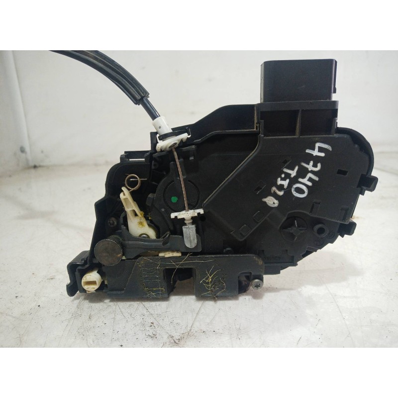 Recambio de cerradura puerta trasera izquierda para land rover discovery v6 td hse referencia OEM IAM FQM500370 FQM500370 FQM500