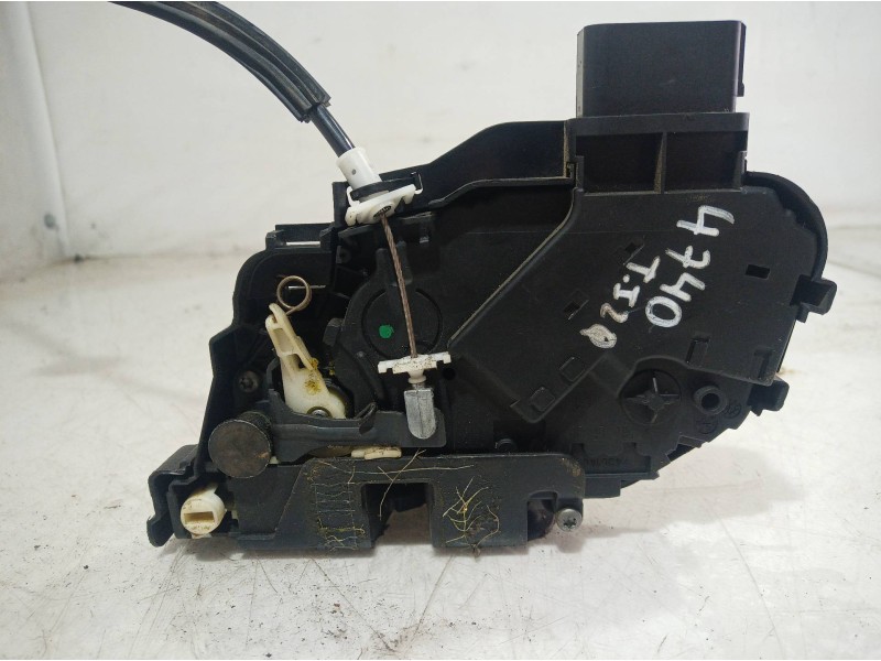 Recambio de cerradura puerta trasera izquierda para land rover discovery v6 td hse referencia OEM IAM FQM500370 FQM500370 FQM500