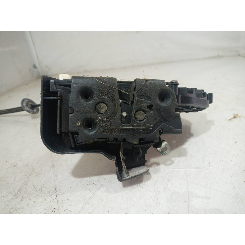 Recambio de cerradura puerta trasera izquierda para land rover discovery v6 td hse referencia OEM IAM FQM500370 FQM500370 FQM500