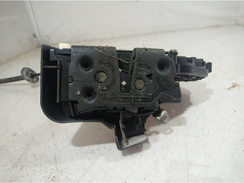 Recambio de cerradura puerta trasera izquierda para land rover discovery v6 td hse referencia OEM IAM FQM500370 FQM500370 FQM500