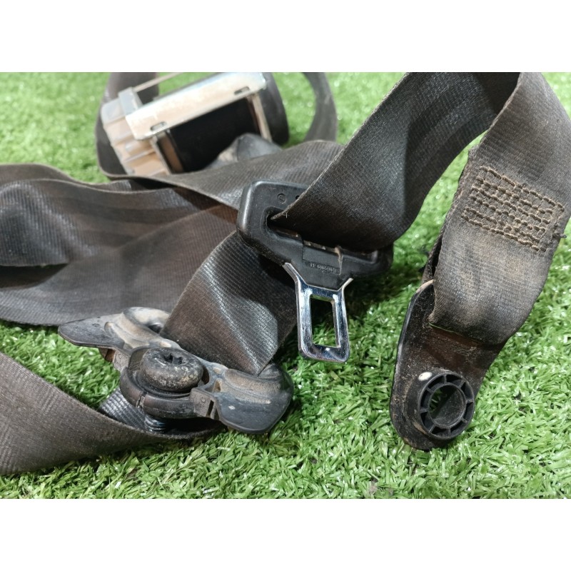 Recambio de cinturon seguridad delantero derecho para land rover discovery v6 td hse referencia OEM IAM 601119000C 601119000C 60