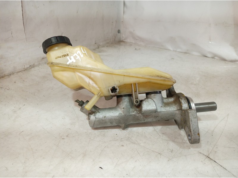 Recambio de bomba freno para toyota corolla (e12) 1.4 d-4d luna compact referencia OEM IAM 744712514 744712514 744712514