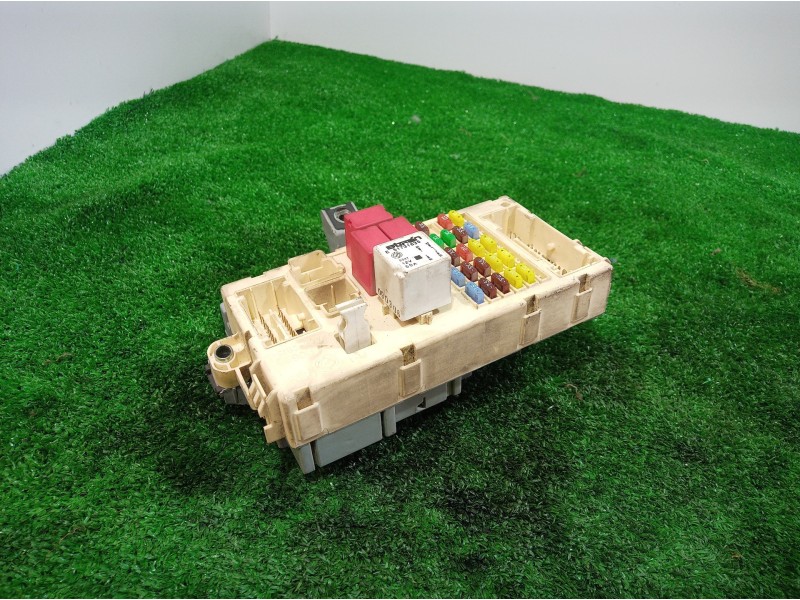 Recambio de caja reles / fusibles para fiat stilo (192) 1.6 16v dynamic (04.2006) referencia OEM IAM   