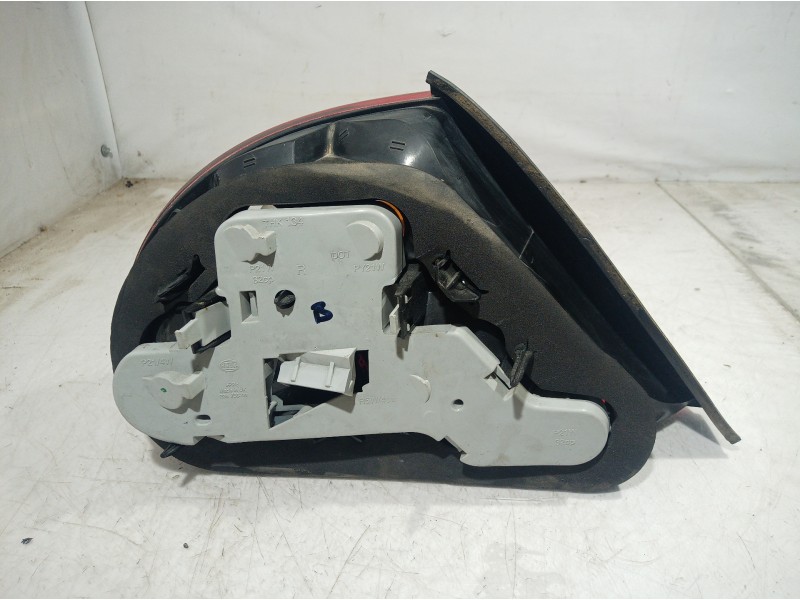 Recambio de piloto trasero derecho para jaguar s-type referencia OEM IAM 23675600 23675600 23675600