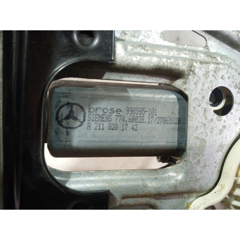 Recambio de elevalunas delantero derecho para mercedes-benz clase c (w203) berlina 220 cdi (la) (203.008) referencia OEM IAM A21