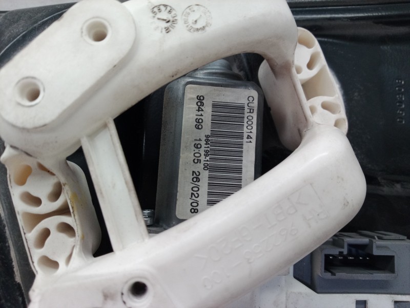 Recambio de elevalunas delantero derecho para land rover discovery v6 td hse referencia OEM IAM 964199 964199 D2R5A994731