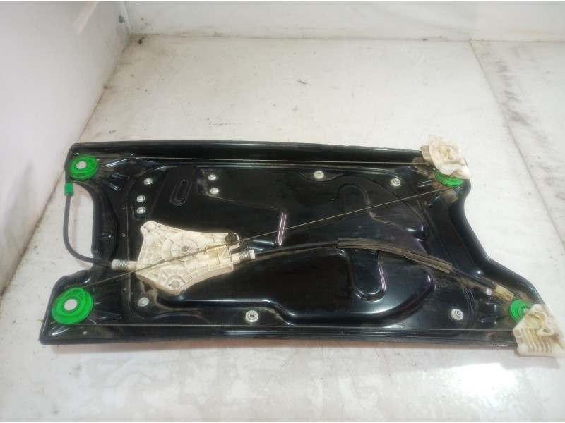 Recambio de elevalunas delantero izquierdo para land rover discovery v6 td hse referencia OEM IAM 964200100 964200100 964200100