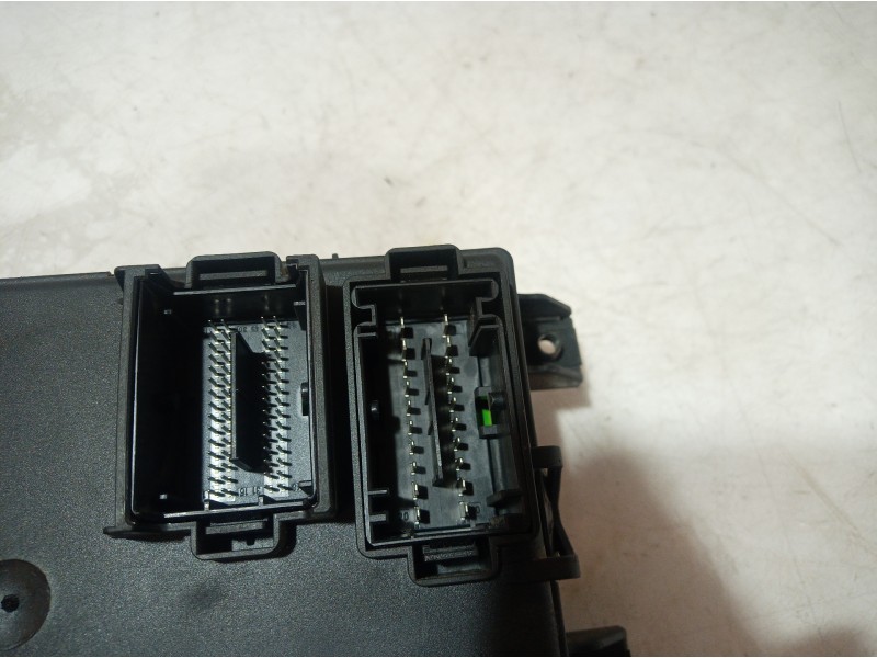 Recambio de caja reles / fusibles para fiat punto (199) easy referencia OEM IAM 00517986150 00517986150 28094319