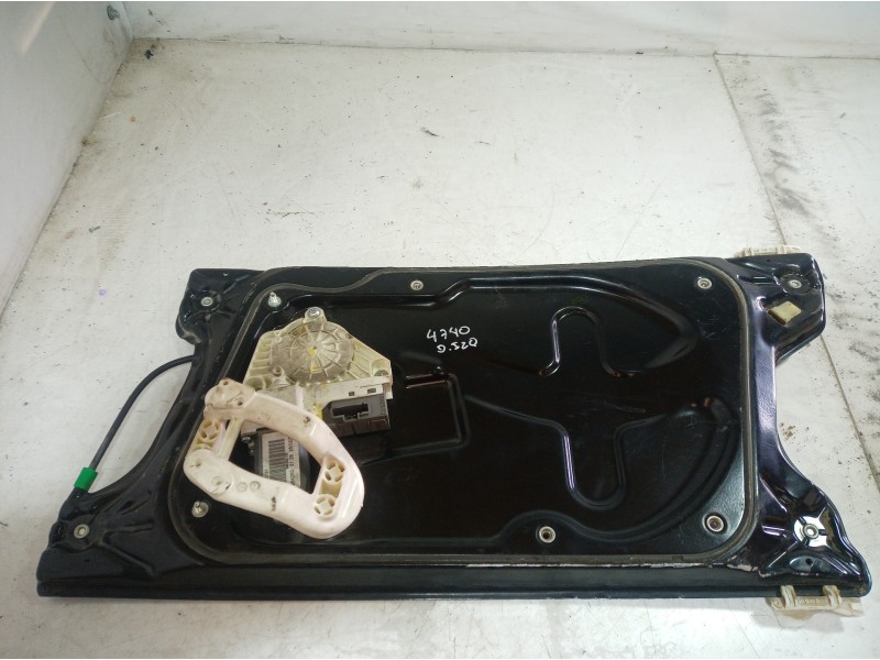 Recambio de elevalunas delantero izquierdo para land rover discovery v6 td hse referencia OEM IAM 964200100 964200100 964200100