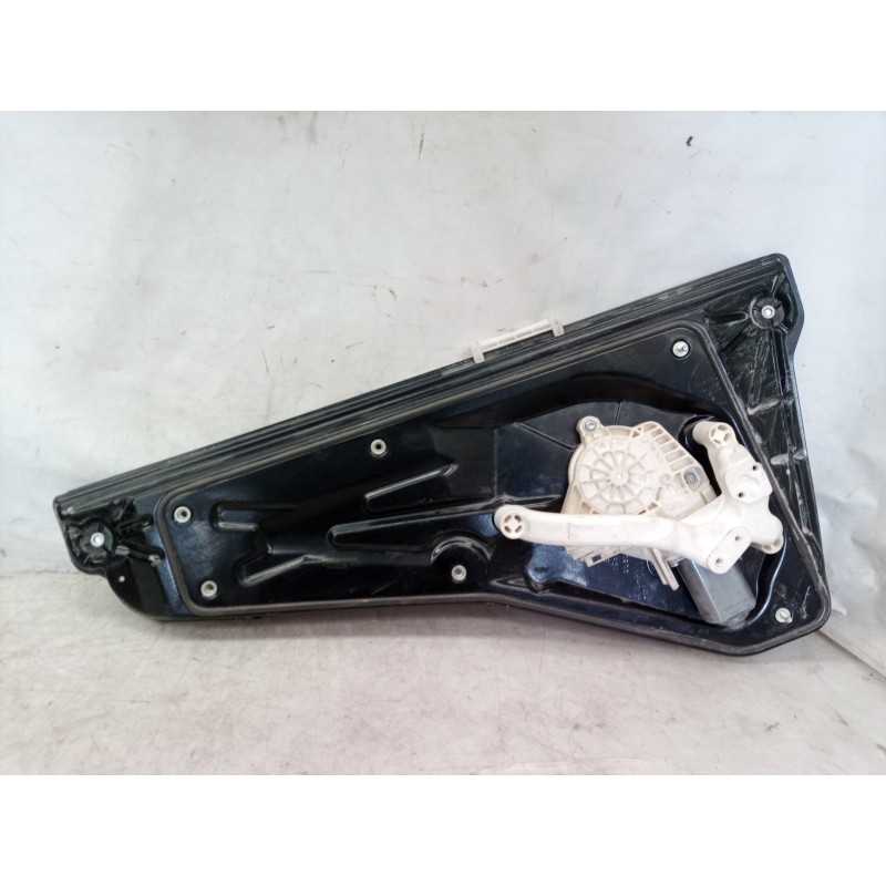 Recambio de elevalunas trasero derecho para land rover discovery v6 td hse referencia OEM IAM RH962251100 RH962251100 4H2227000