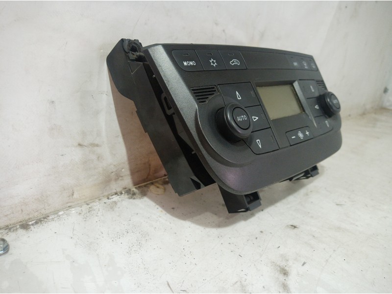 Recambio de mando climatizador para fiat punto (199) easy referencia OEM IAM 735447949 735447949 A83014000