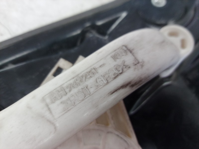 Recambio de elevalunas trasero derecho para land rover discovery v6 td hse referencia OEM IAM RH962251100 RH962251100 4H2227000