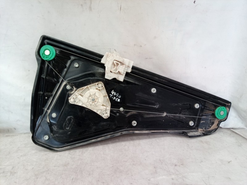 Recambio de elevalunas trasero derecho para land rover discovery v6 td hse referencia OEM IAM RH962251100 RH962251100 4H2227000