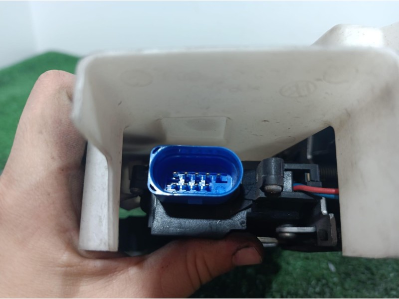 Recambio de cerradura puerta delantera izquierda para volkswagen touareg (7la) tdi r5 referencia OEM IAM 7L0837089 7L0837089 7L0