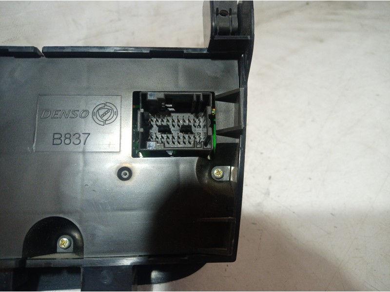 Recambio de mando climatizador para fiat punto (199) easy referencia OEM IAM 735447949 735447949 A83014000