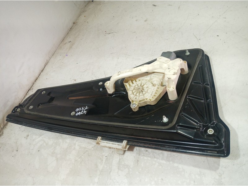 Recambio de elevalunas trasero izquierdo para land rover discovery v6 td hse referencia OEM IAM 4H2227001 4H2227001 4H2227001