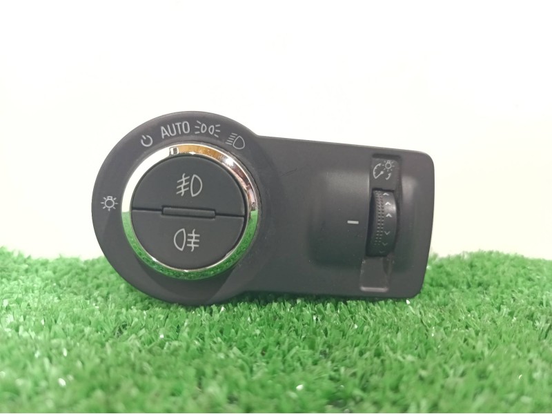 Recambio de mando luces para opel astra j sports tourer sport referencia OEM IAM 13268707 13268707 251504