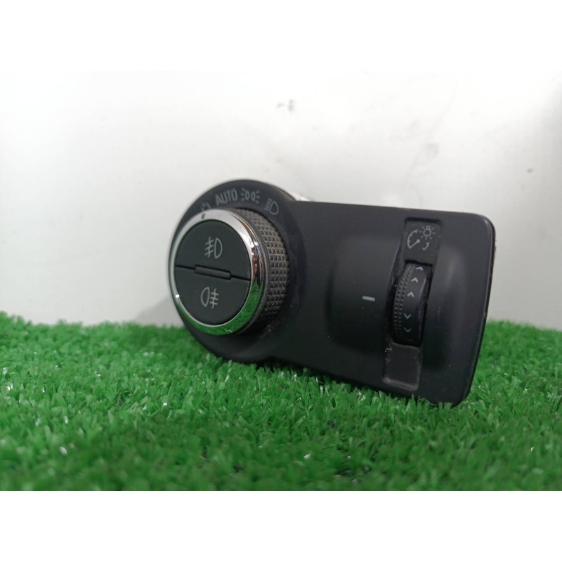 Recambio de mando luces para opel astra j sports tourer sport referencia OEM IAM 13268707 13268707 251504