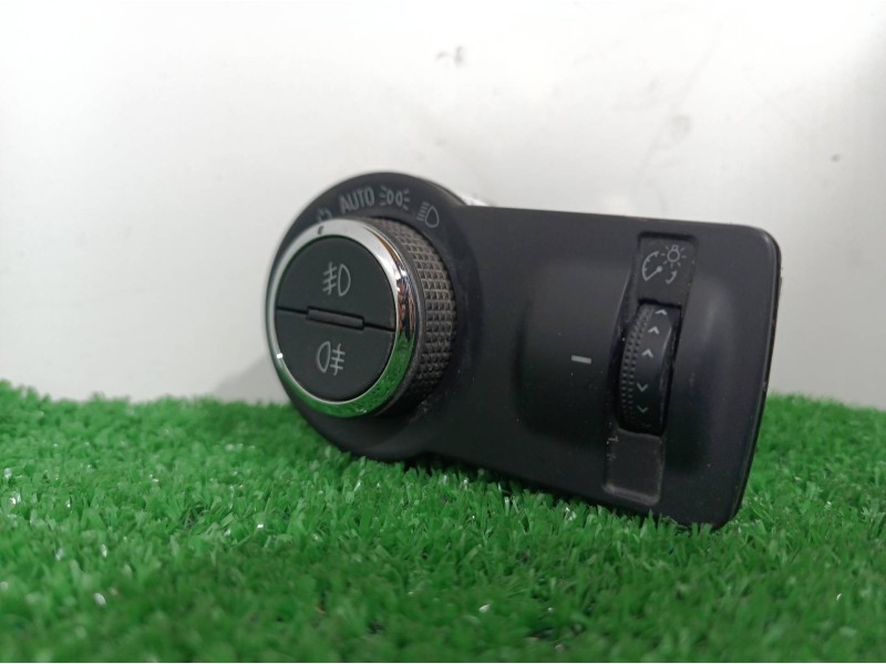 Recambio de mando luces para opel astra j sports tourer sport referencia OEM IAM 13268707 13268707 251504