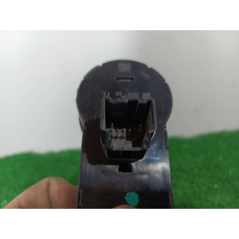 Recambio de mando luces para opel astra j sports tourer sport referencia OEM IAM 13268707 13268707 251504