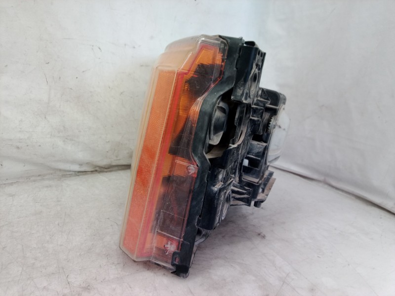 Recambio de faro izquierdo para land rover discovery v6 td hse referencia OEM IAM XBC001072 XBC001072 5H2213W030