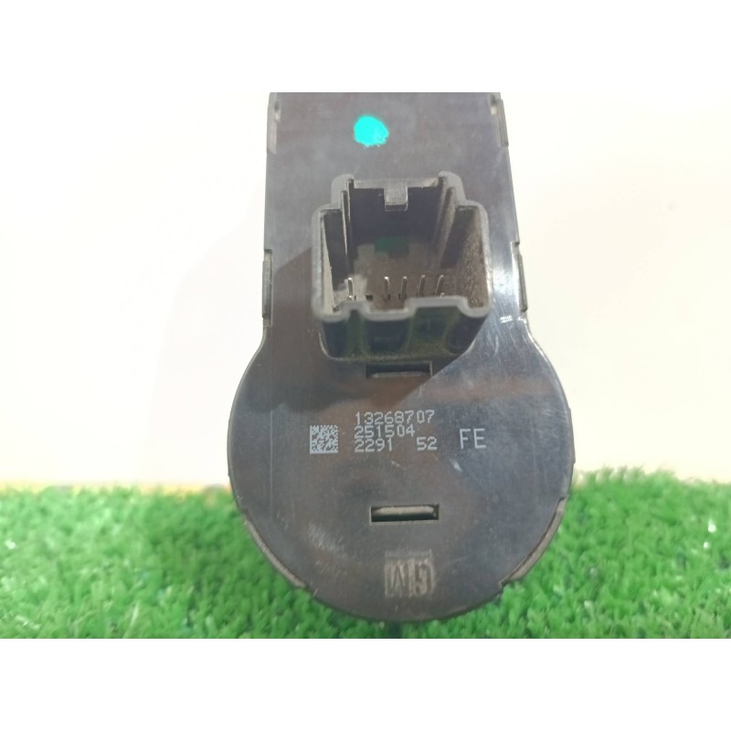 Recambio de mando luces para opel astra j sports tourer sport referencia OEM IAM 13268707 13268707 251504