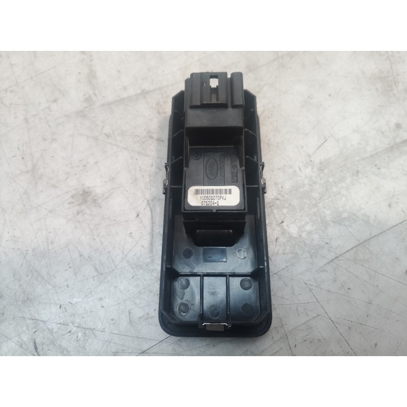 Recambio de mando elevalunas trasero derecho para land rover discovery v6 td hse referencia OEM IAM YUD501070PVJ YUD501070PVJ YU