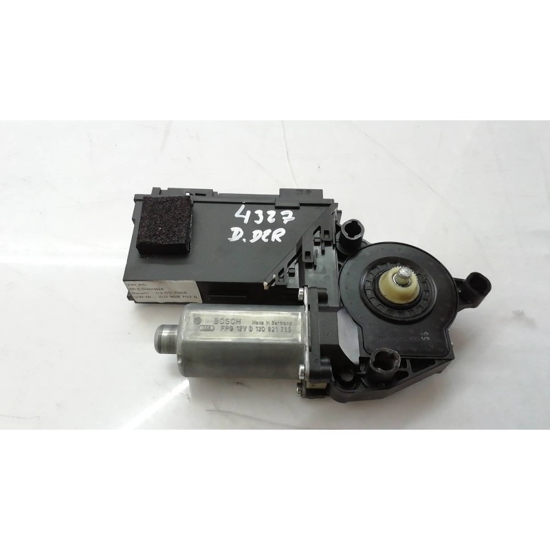 Recambio de motor elevalunas delantero derecho para volkswagen touareg (7la) tdi r5 referencia OEM IAM 0130821765 0130821765 013