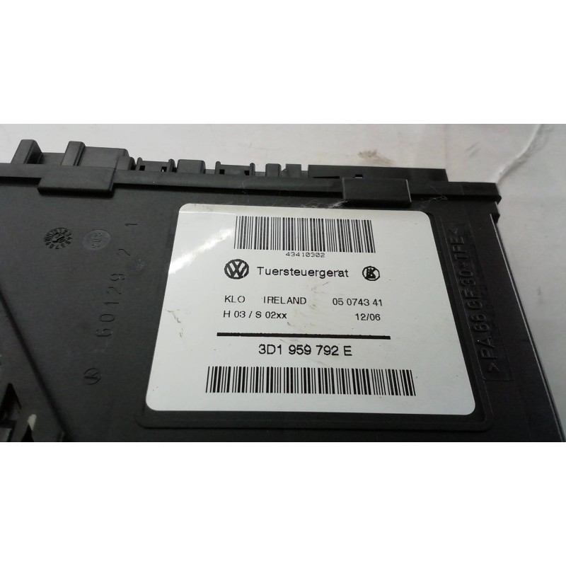 Recambio de motor elevalunas delantero derecho para volkswagen touareg (7la) tdi r5 referencia OEM IAM 0130821765 0130821765 013
