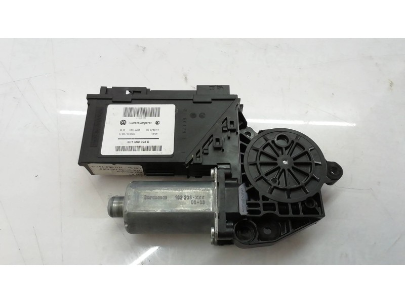 Recambio de motor elevalunas delantero izquierdo para volkswagen touareg (7la) tdi r5 referencia OEM IAM 0130821764 0130821764 0