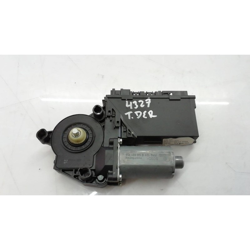 Recambio de motor elevalunas trasero derecho para volkswagen touareg (7la) tdi r5 referencia OEM IAM 0130821764 0130821764 01308