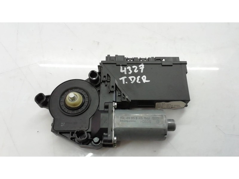 Recambio de motor elevalunas trasero derecho para volkswagen touareg (7la) tdi r5 referencia OEM IAM 0130821764 0130821764 01308