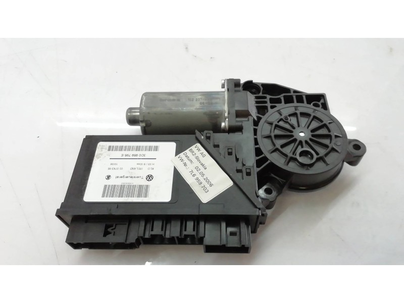 Recambio de motor elevalunas trasero izquierdo para volkswagen touareg (7la) tdi r5 referencia OEM IAM 7L0959703 7L0959703 7L095