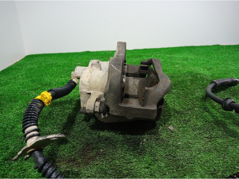 Recambio de pinza freno delantera derecha para land rover discovery v6 td hse referencia OEM IAM 29391 29391 29391