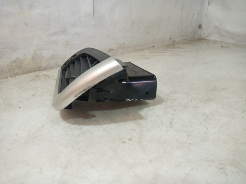 Recambio de rejilla aireadora para peugeot 207 sw referencia OEM IAM 96724793ZD 96724793ZD 96724793ZD